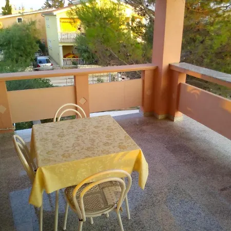 Apartment Maslina Vir