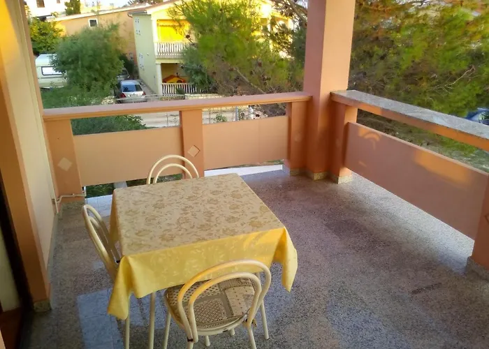 公寓 Maslina 维尔